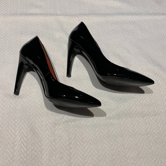 Elegant Black Women's Heels - Picture 5 of 6